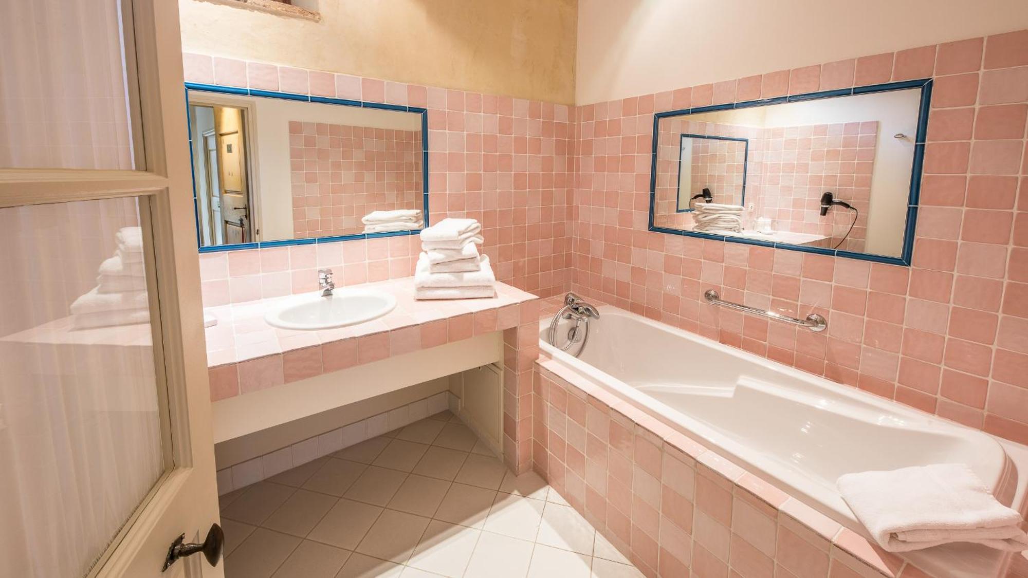 Le Champ Des Oiseaux Hotel & Spa Труа Экстерьер фото